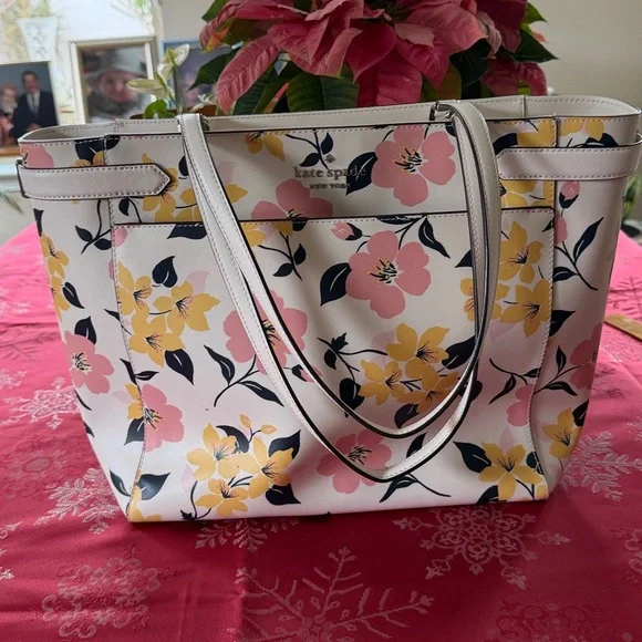 Kate Spade Pink and Yellow Floral Tote zipper interior padded large compartment - Picture 3 of 14